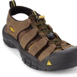 Keen Men’s Newport Leather Brown and Black Sport Sandals with Contoured Footbed